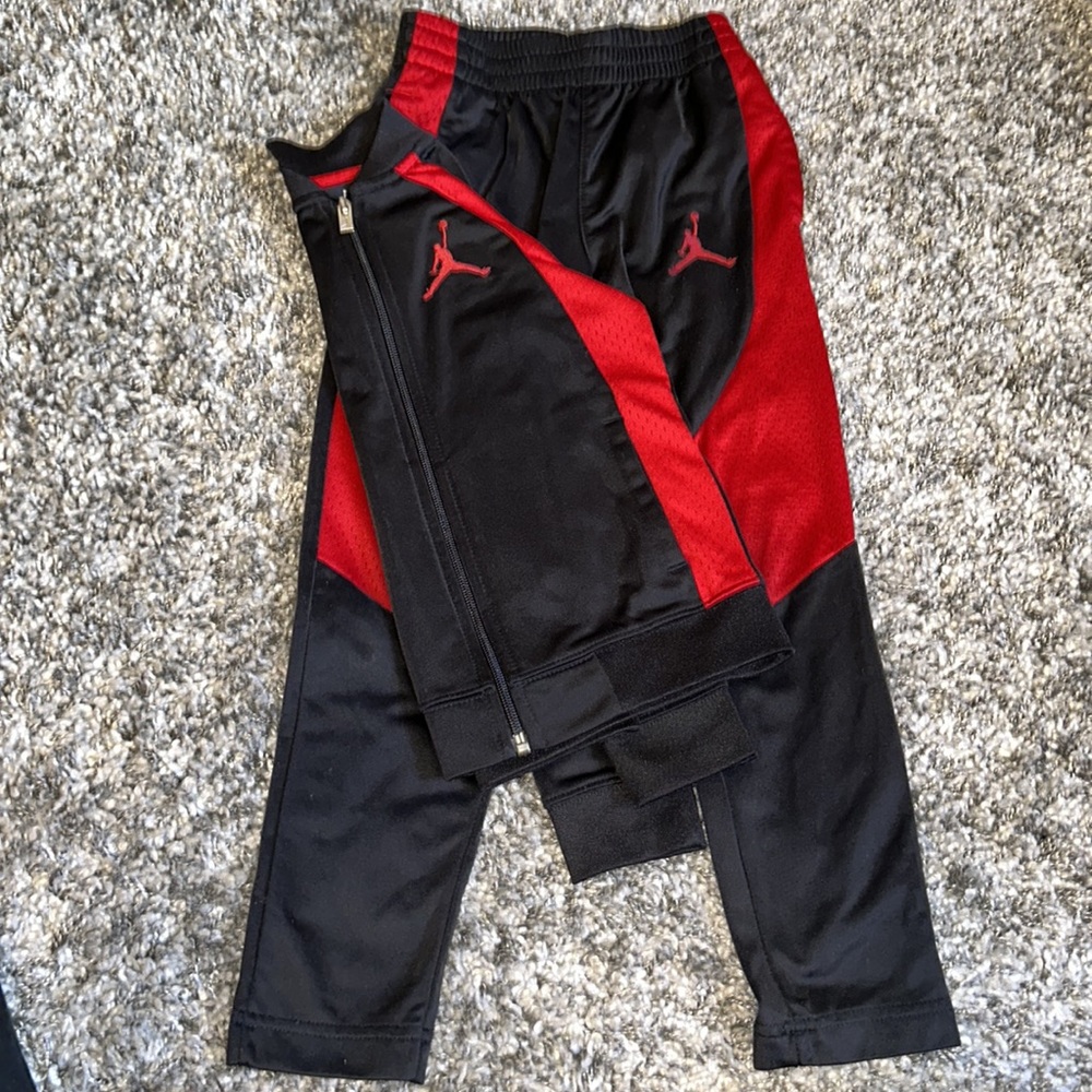 EUC JORDAN 2 PIECE SET